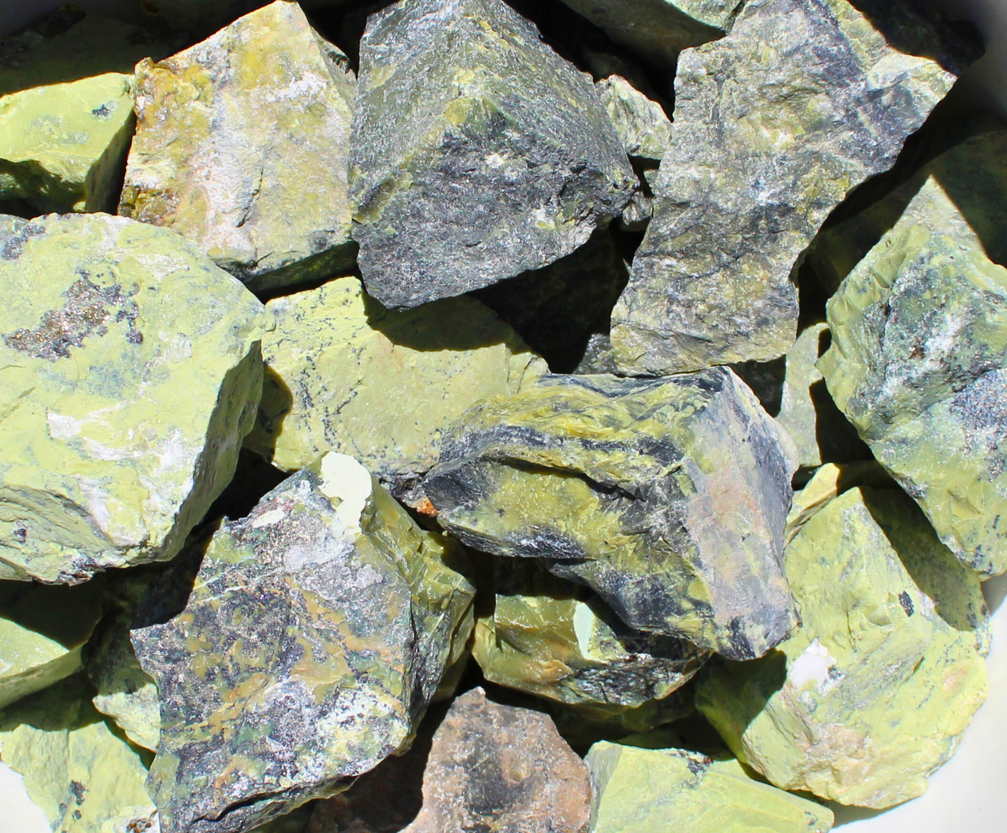 Serpentine | Tumbling Rough