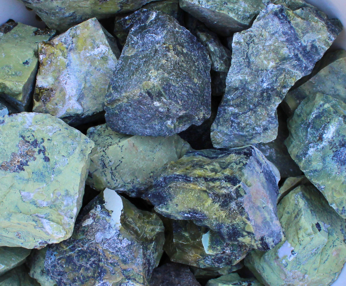 Serpentine | Tumbling Rough