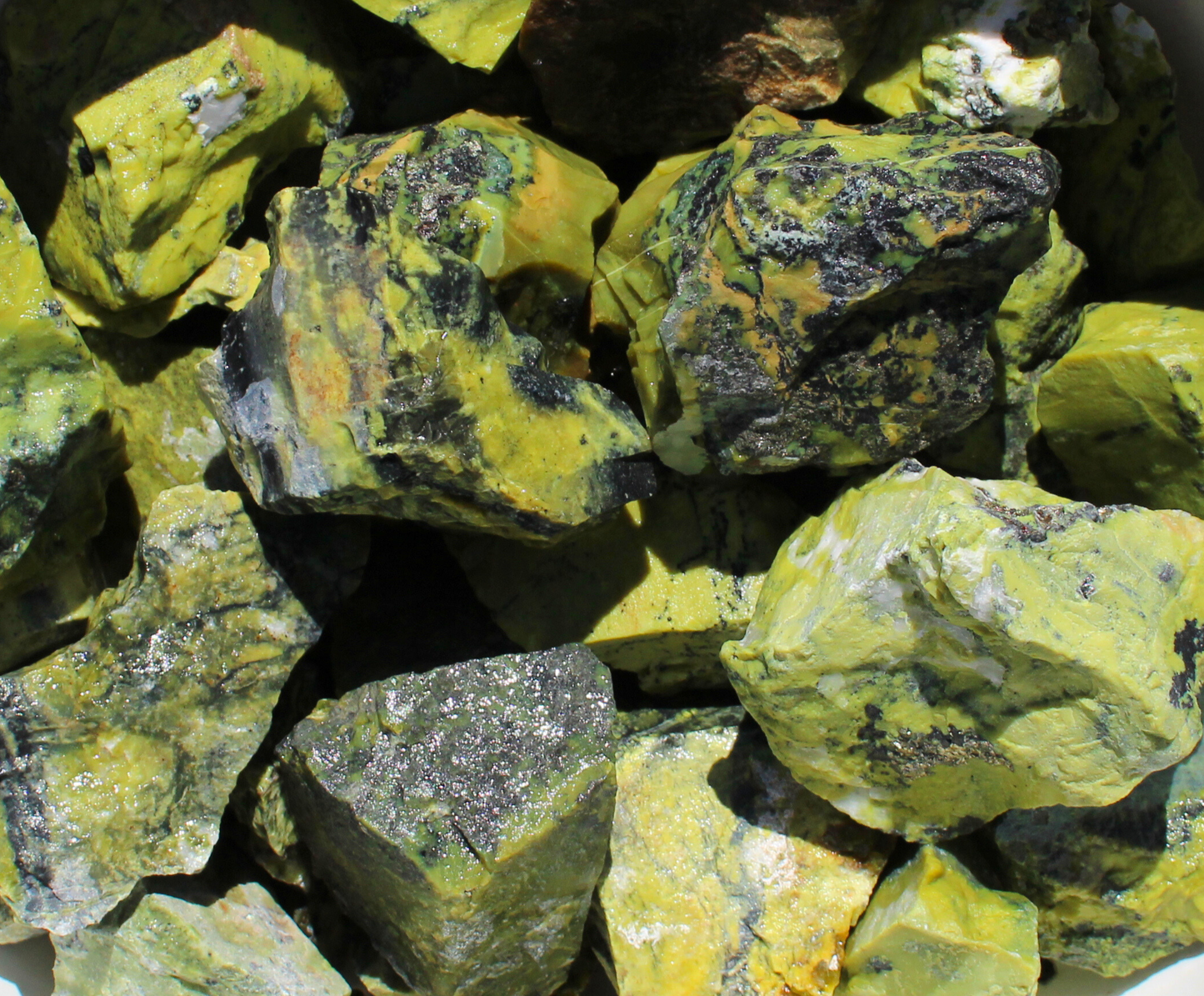 Serpentine | Tumbling Rough