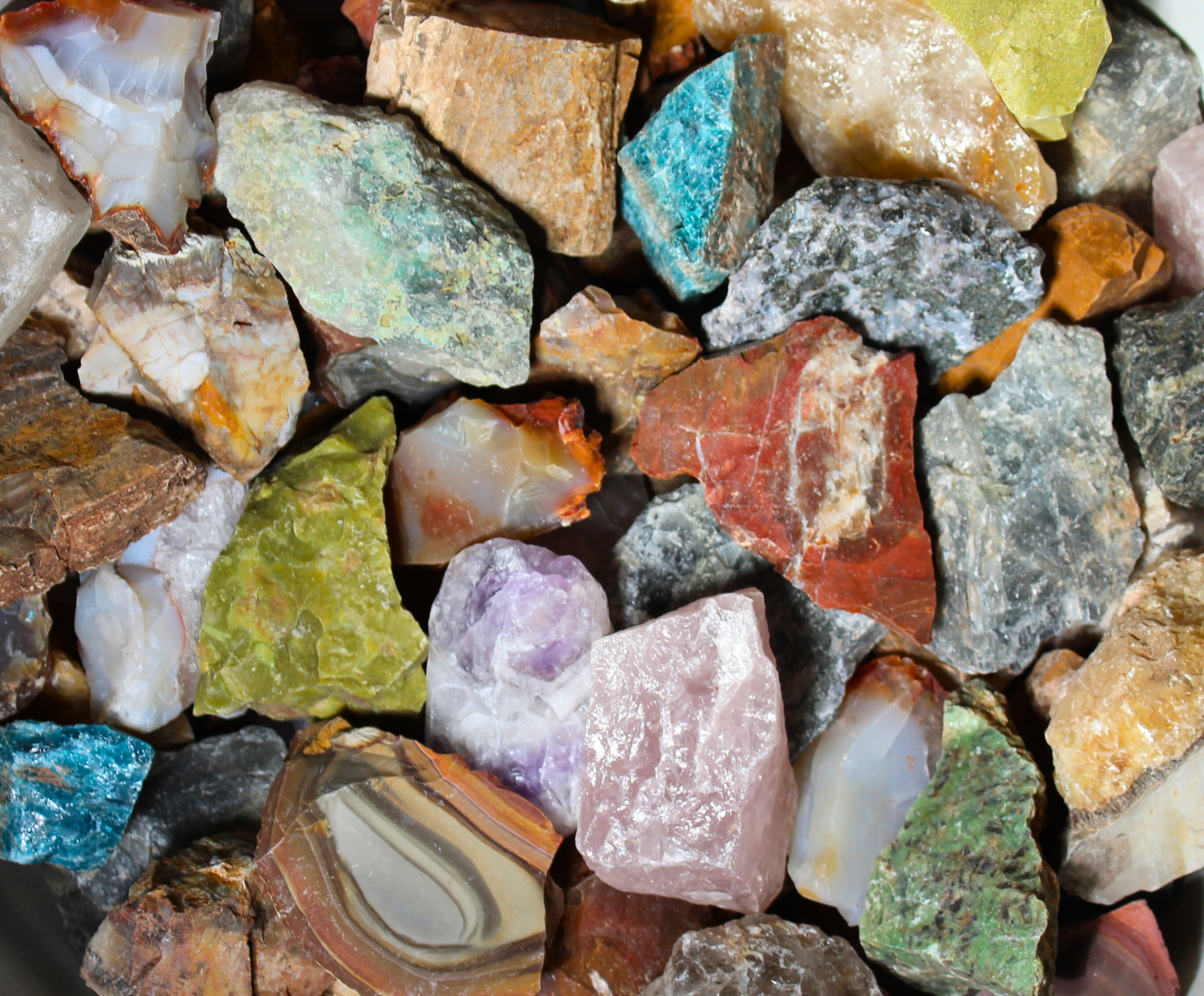 Madagascar Mix | Large Tumbling Rough | 2